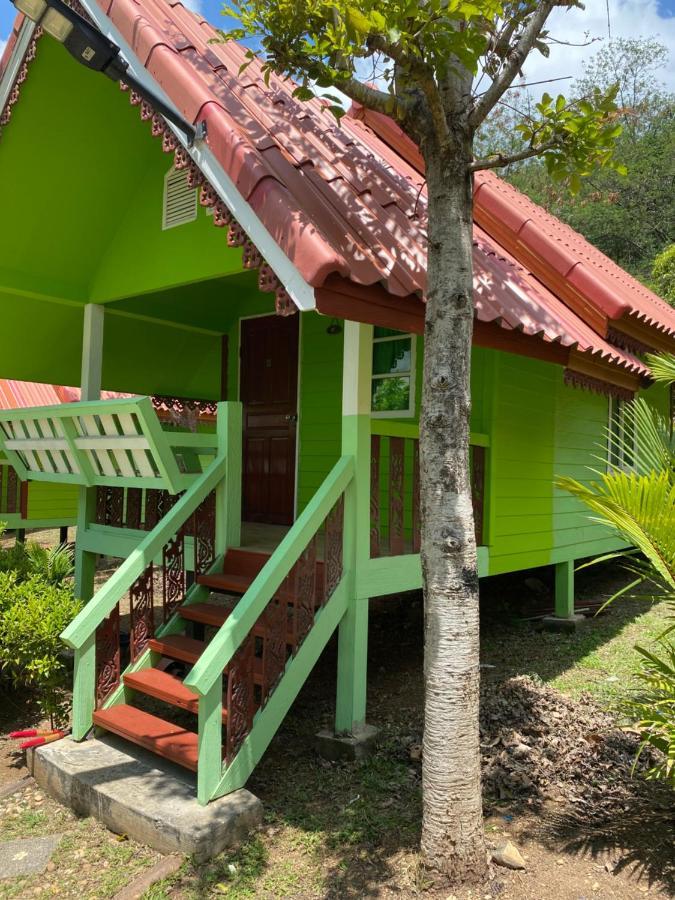 บ้านเรือนไท มวกเหล็ก Ban Ruenthai Muaklek Экстерьер фото